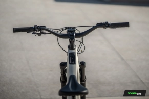 La Amflow TL Carbon nos ha sorprendido: mucho más que una bicicleta eléctrica urbana