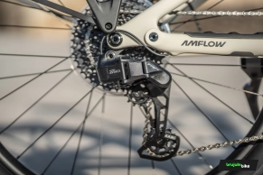 La Amflow TL Carbon nos ha sorprendido: mucho más que una bicicleta eléctrica urbana