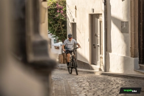 La Amflow TL Carbon nos ha sorprendido: mucho más que una bicicleta eléctrica urbana
