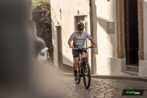 La Amflow TL Carbon nos ha sorprendido: mucho más que una bicicleta eléctrica urbana