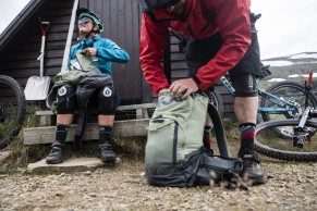 The EVOC Trail Pro backpack comes with the new Liteshield Plus back protector