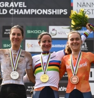 Marianne Vos wins her second Gravel World Championship after a thrilling finale featuring a crash and a devastating attack