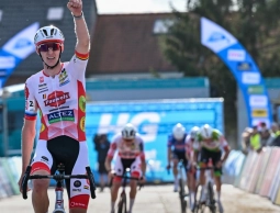 Michael Vanthourenhout y Lucinda Brand se imponen en el estreno del ciclocross belga