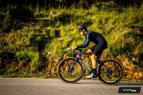 We test the Cannondale SuperSix Evo Hi-Mod 2021, the lightest and fastest road bike ever?