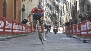 Van der Poel's extraordinary numbers to win the Strade Bianche