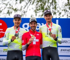Lars Forster y Lea Huber se convierten en los primeros campeones de Suiza de Gravel en una carrera dominada por el MTB
