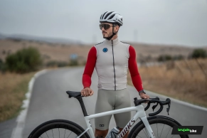 Probamos el Gobik Envy, un chaleco técnico que tiene mucho más de lo que parece