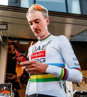 El lactato que utilizó Pogačar en el Tour ya está a la venta: qué promete y qué dice la ciencia