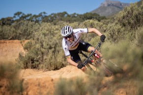 Interview with Jordan Sarrou: "For sure my opponents will have a eye on me, but my jersey give me some extra power"