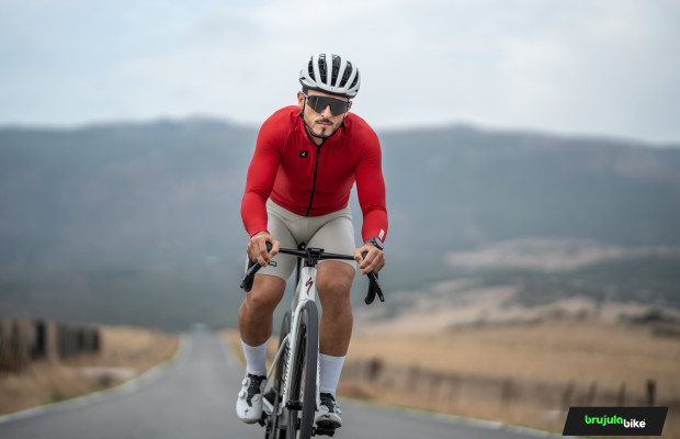 One jersey for the whole winter? Our review of the Gobik Weezer