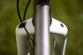 Cane Creek viste de gala su horquilla invertida para gravel con una edición muy limitada