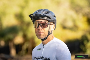 Probamos el nuevo Specialized Ambush 3: más ventilación, mejor ajuste y una visera que vuelve a ser regulable