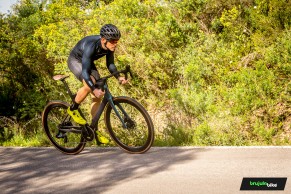 We test the Scott Foil 10, pure speed