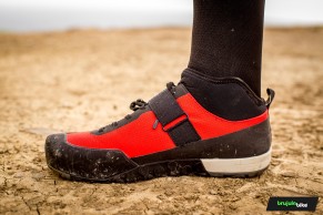 Fizik Gravita X6 Tensor and Versor, we test the latest from Fizik for Trail, Enduro and DH