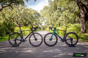 Ponemos la Scott Addict RC Ultimate y Scott Foil 10 frente a frente