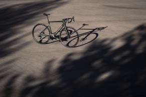 La Orbea Orca 2022 ya monta el nuevo SRAM Rival eTap AXS