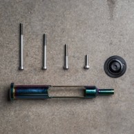 one-up-v2-edc-threadless-carrier/