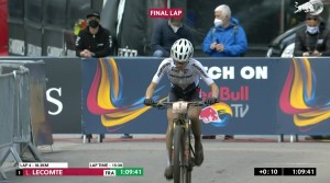 Loana Lecomte's impressive victory at the Nove Mesto XCO World Cup