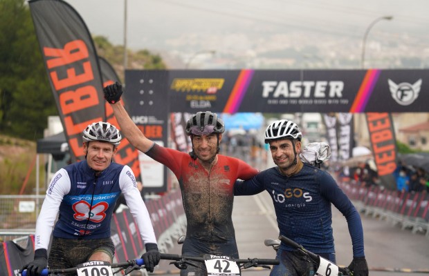 Mantecón y McConnell ganan el Superprestigo de Elda