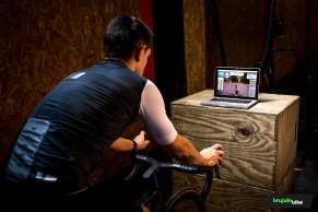 We test the OREKA O5, real movement and sensations on a turbo trainer