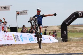 Alberto Mingorance y Rocío García se convierten en los primeros Campeones de España de eMTB