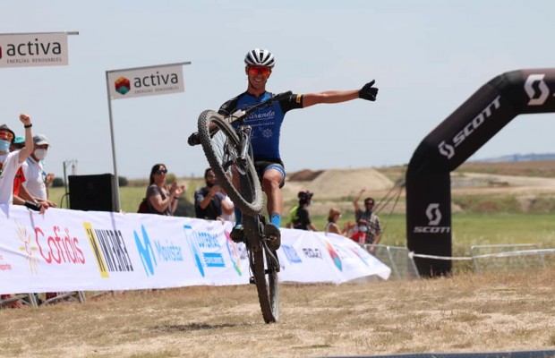 Alberto Mingorance y Rocío García se convierten en los primeros Campeones de España de eMTB