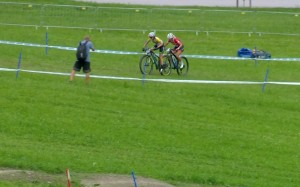 Loana Lecomte gives no chances and wins the Short Track World Cup in Leogang