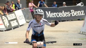 Loana Lecomte continues on another level and wins the XCO World Cup in Leogang