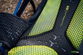 Probamos la Camelbak Hawg 20L, una mochila premium con alma de aventura