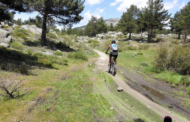 Miedo y mentiras para acabar con el mountain bike en Madrid