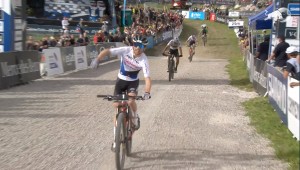 Mathias Fluckiger still dominates and wins the Les Gets Short Track