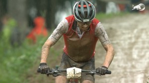 Mathias Flueckiger domina y gana la Copa del Mundo de Les Gets 2021