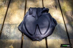 Probamos el maillot Evade Pro Base y el culotte Team Bib Evo de Maap: alta costura ciclista