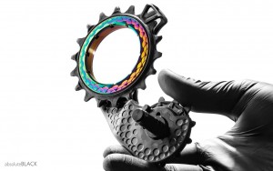 Absolute Black reinventa la jaula de roldanas