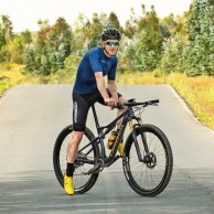 Entrevistamos a Ibon Zugasti: "La vida de monje es súper importante"