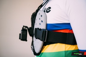 Testamos o Camelbak Sternum Protector, o colete mais selvagem para sua GoPro