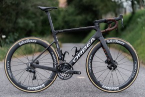 La Orbea Orca con la que el Euskaltel-Euskadi regresa a la Vuelta de España