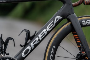 La Orbea Orca con la que el Euskaltel-Euskadi regresa a la Vuelta de España