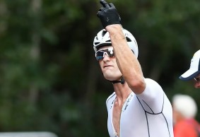 Sam Gaze fue amenazado de muerte por esta celebración