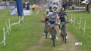 Sina Frei gana al sprint el primer Campeonato del Mundo de Short Track