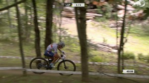 Evie Richards surprises everyone and becomes 2021 XCO World Champion