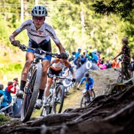 Loana Lecomte gana la general de la Copa del Mundo XCO 2021 a falta de una prueba