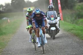 Van der Poel tras su victoria enAntwerp Port Epic: "Debería poder rodar de seis a siete horas seguidas para decidir si estaré en Roubaix o el Mundial"