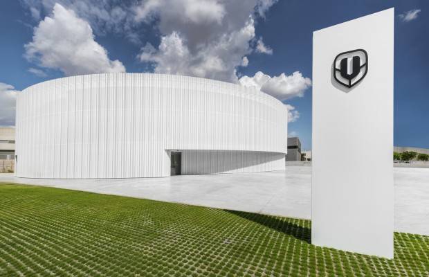 Mondraker inaugura uma sede de vanguarda em Elche