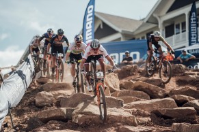 O melhor da Copa do Mundo XCO de Snowshoe em 10 min de vídeo