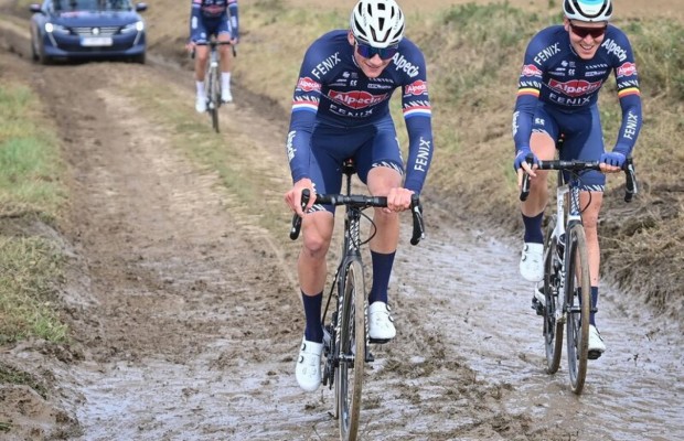 Van der Poel sobre o Paris Roubaix: "Creio que posso vencer"