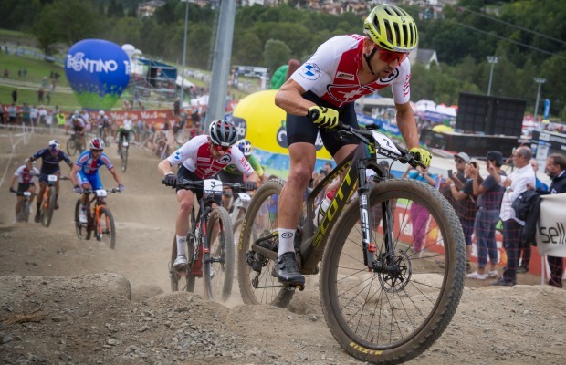 O melhor do Campeonato Mundial XCO 2021 em 11 min de vídeo