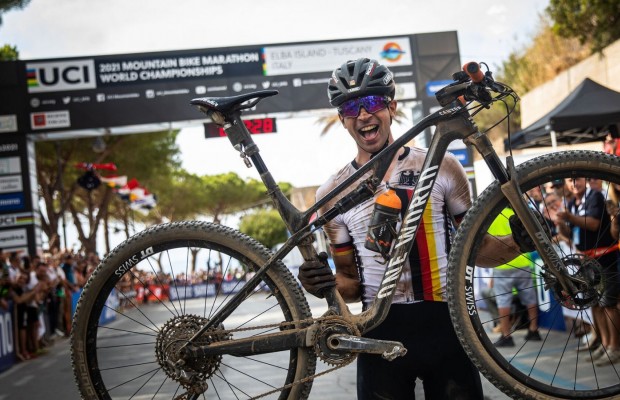 A Canyon Lux que Andreas Seewald venceu o Campeonato Mundial XCM 2021