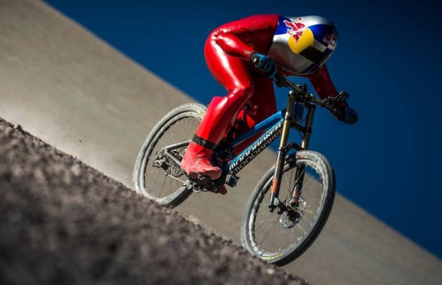 Qual é a velocidade média normal em uma bicicleta de estrada ou MTB