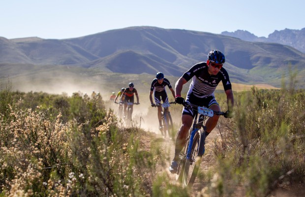 Cape Epic 2021: lo mejor de la etapa 1 en 5 min de vídeo